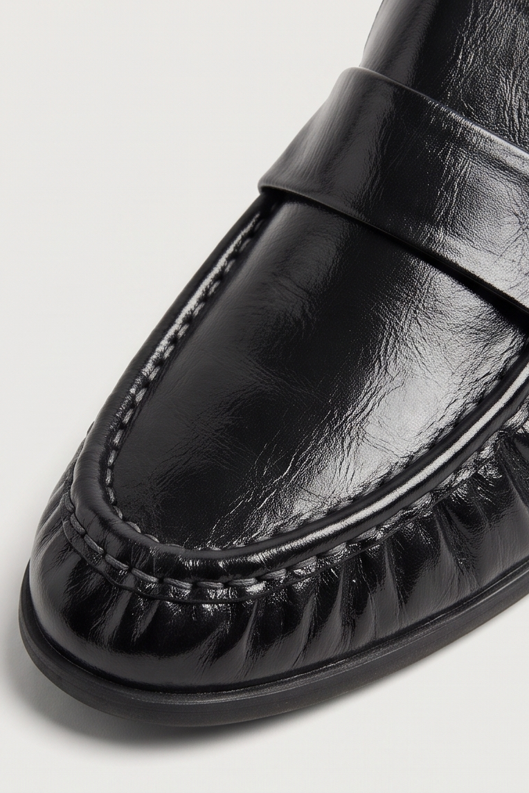 MOCASINES FRUNCIDOS NEGRO